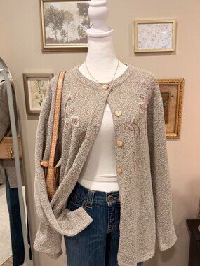 Vintage Gold Label Embroidered Floral Cardigan🥀